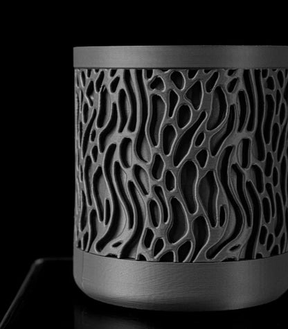 Grove – Der 3D-Pflanztopf im organischen Wurzel-Design