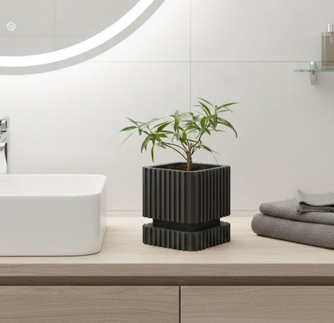 Gestreifter – Der kantige 3D-Pflanztopf mit Charakter