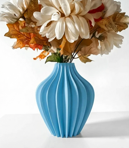 Vase „Darin-Vase“ – Eleganz in Bewegung