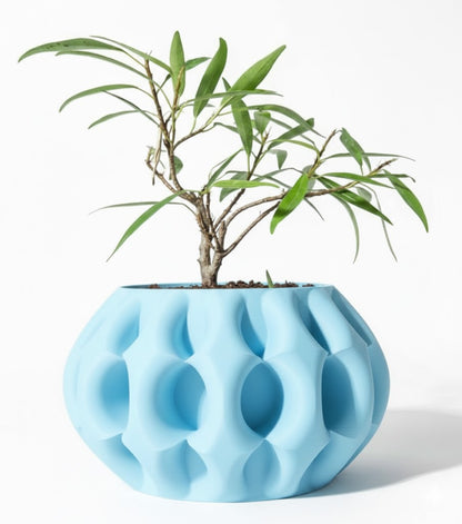 Der Xiomu – Skulpturaler 3D-Pflanztopf mit futuristischer Tiefenstruktur