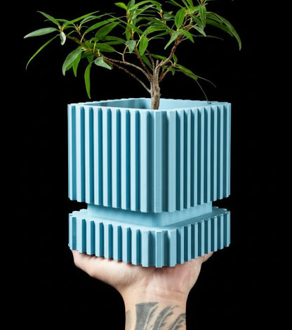 Gestreifter – Der kantige 3D-Pflanztopf mit Charakter