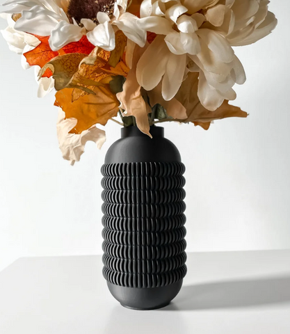 Vase „Juny“ – Taktile Struktur, modernes Volumen