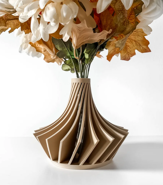 Vase „Kario Short Vase“ – Dynamik trifft auf Designkunst