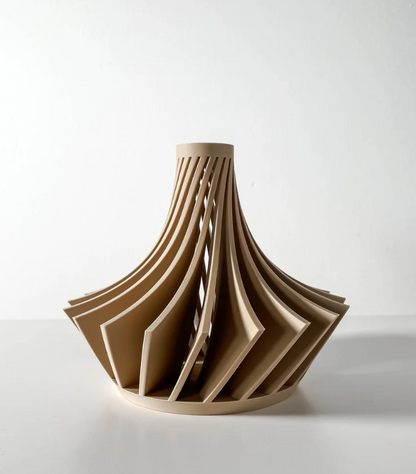 Vase „Kario Short Vase“ – Dynamik trifft auf Designkunst