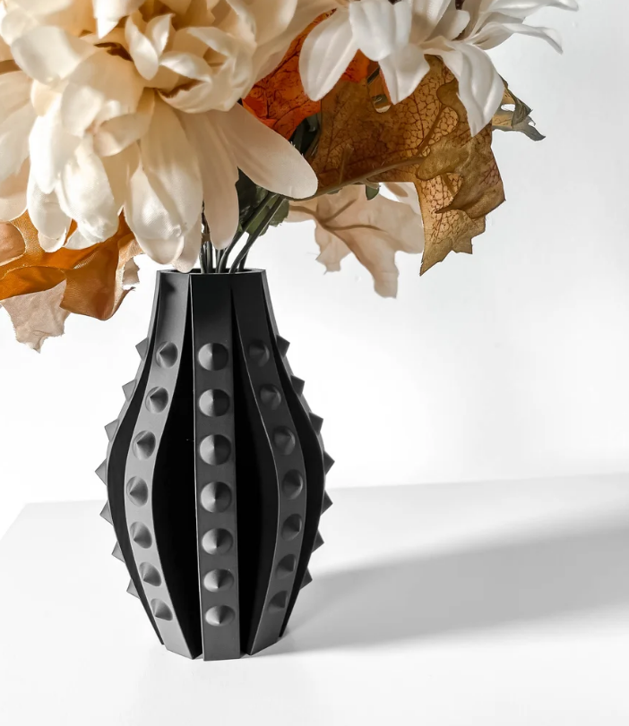 Vase „Kinde“ – Extravaganz mit Charakter