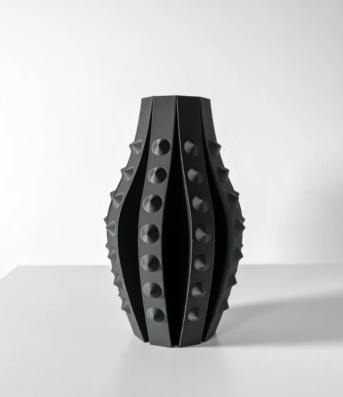 Vase „Kinde“ – Extravaganz mit Charakter