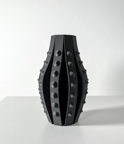 Vase „Kinde“ – Extravaganz mit Charakter