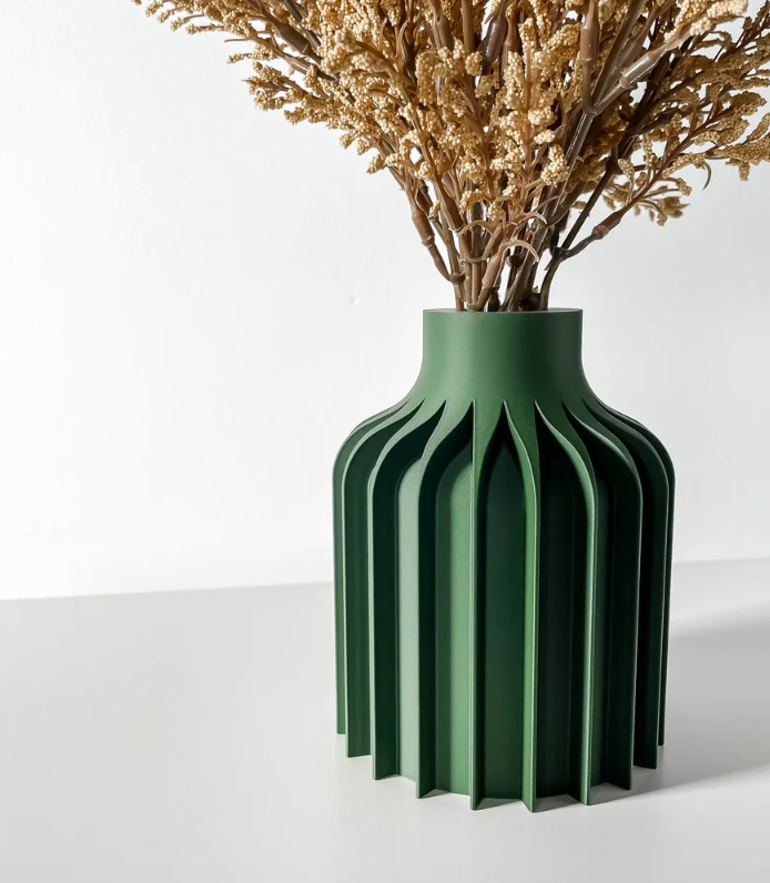 Vase „Kinsu-Kurzvase“ – Geradlinige Eleganz in skulpturaler Form