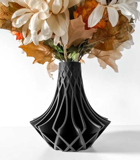 Vase „Kiva“ – Skulpturale Eleganz mit futurativer Note