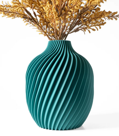 Vase „Kivan-Vase“ – Dynamik in Perfektion