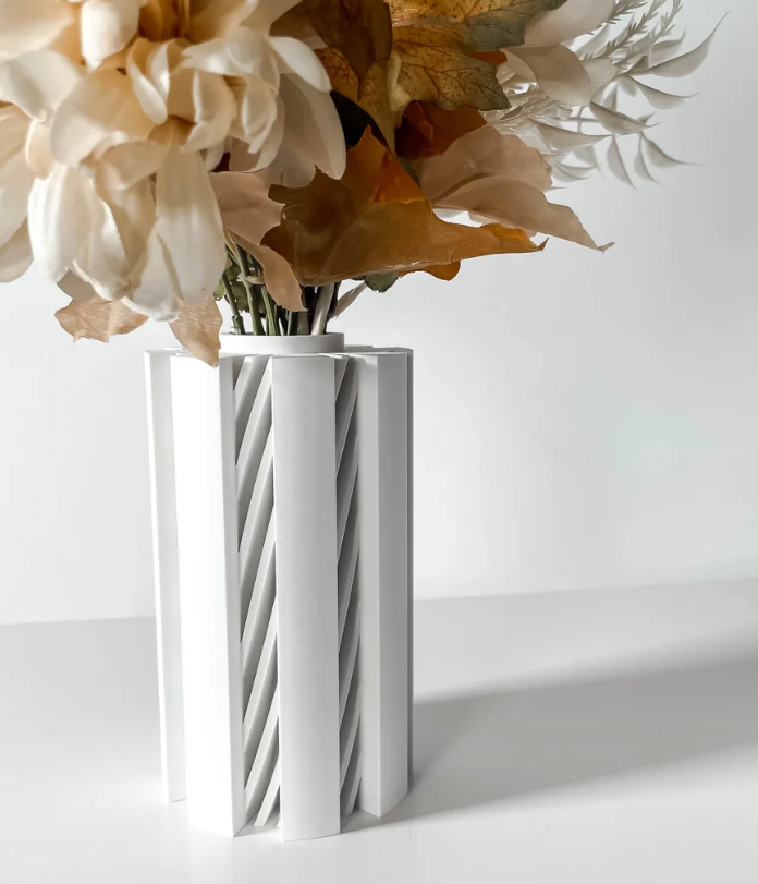 Vase „Landis“ – Industrielle Eleganz in neuem Format