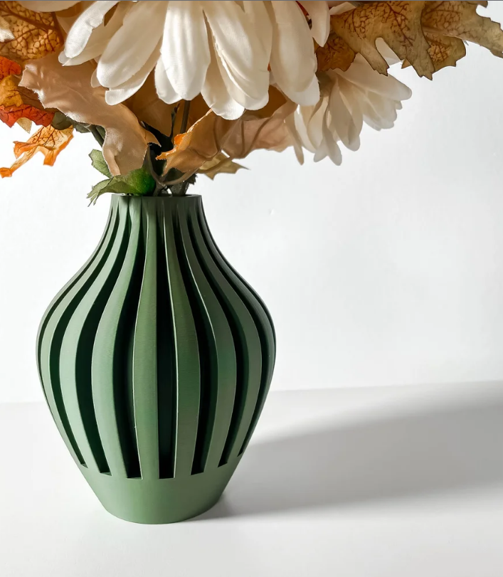 Vase „Leris-Vase“ – Harmonische Kurven in modernem Design