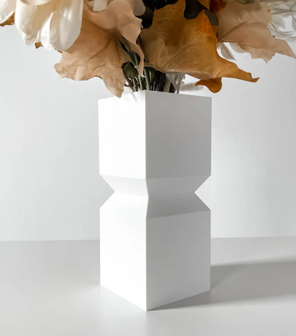 Vase „Loke“ – Minimalismus in perfekter Symmetrie