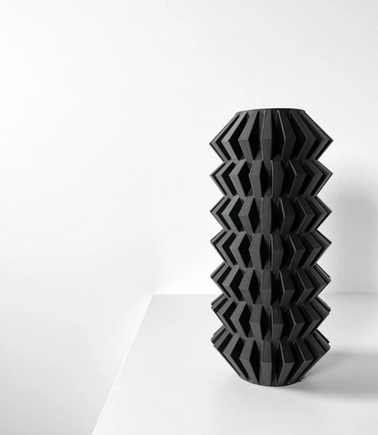 Vase „Lomo“ – Geometrie mit Charakter