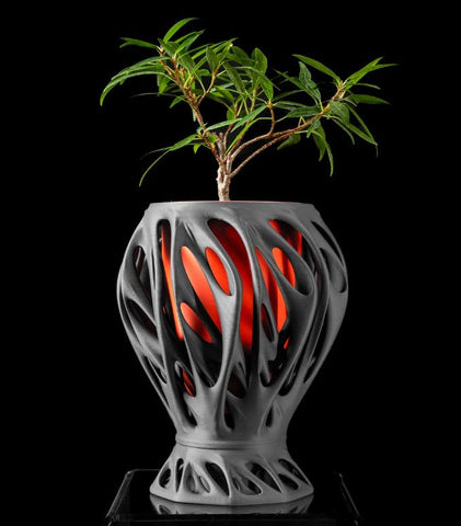 Mantis – Der organisch-geformte 3D Pflanztopf mit futurativem Look