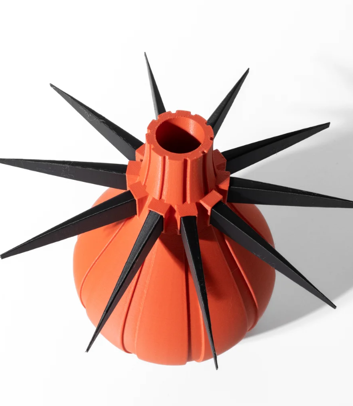 Vase „Maven-Vase“ – Innovation in Form und Funktion