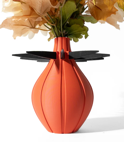 Vase „Maven-Vase“ – Innovation in Form und Funktion
