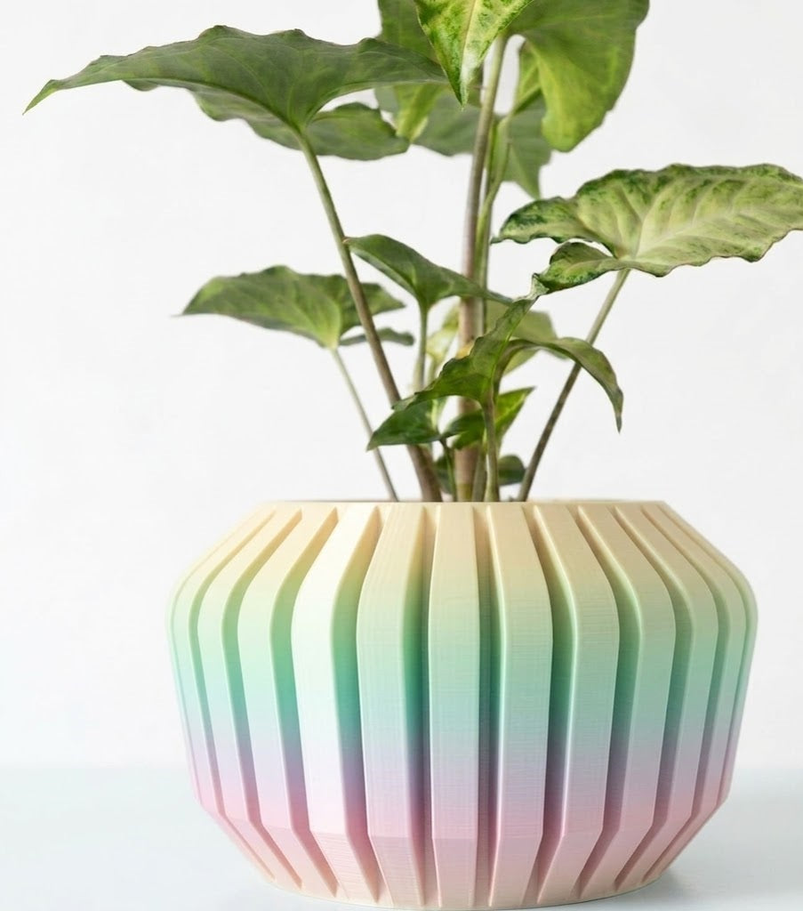 Vaki Pflanztopf – 3D-Faltkunst im Facetten-Look