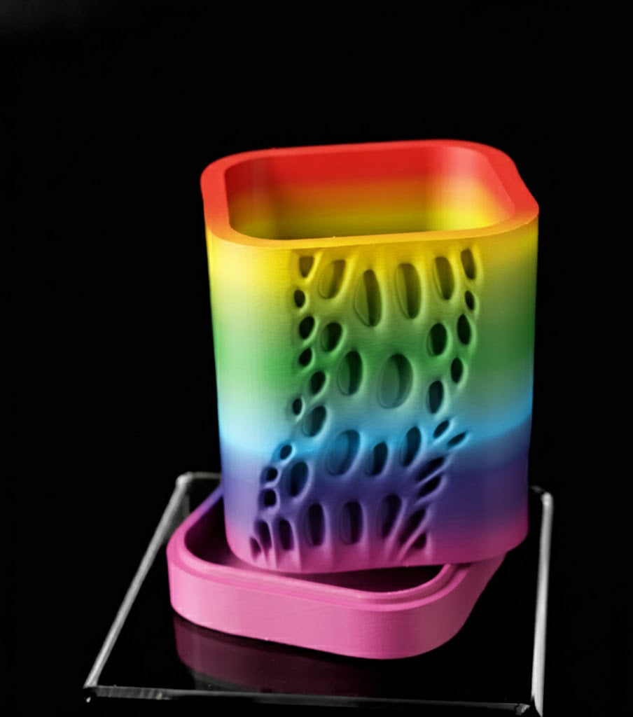 Vapor Planter Pot – Organisches 3D-Design trifft auf moderne Pflanzenästhetik