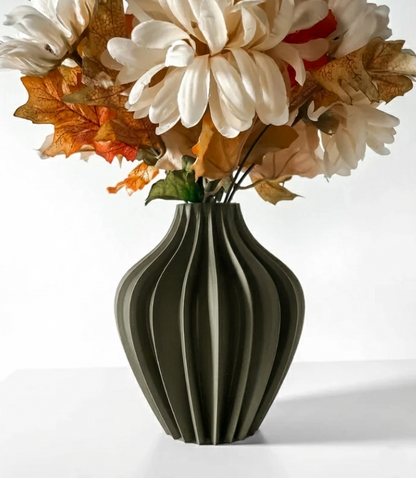 Vase „Darin-Vase“ – Eleganz in Bewegung