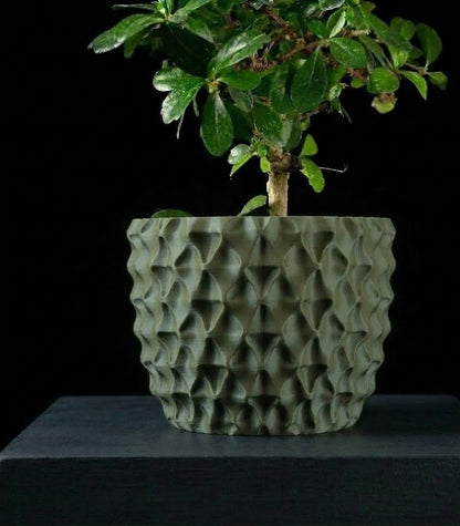 Tri-Wave Pflanztopf – Organische Wellen im futuristischen 3D-Look