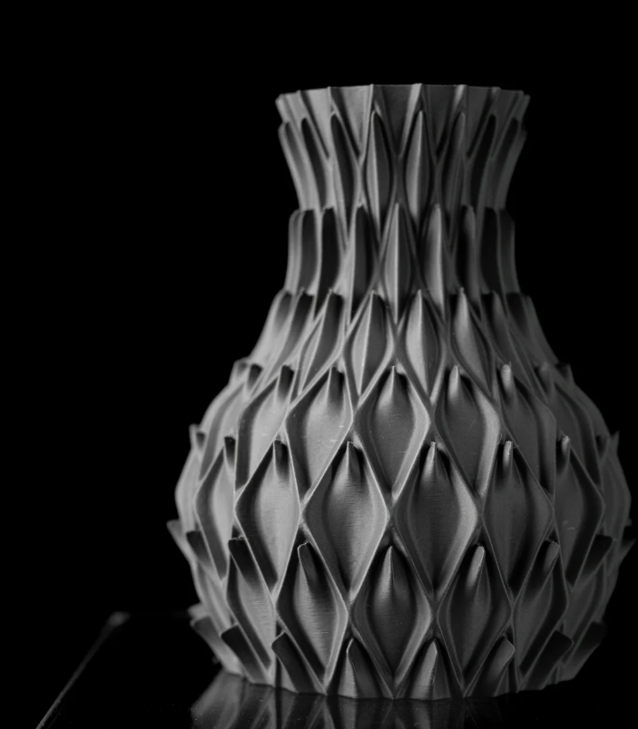 Vase „Petal Flower Vase“ – Ein Hauch von Blütenpoesie
