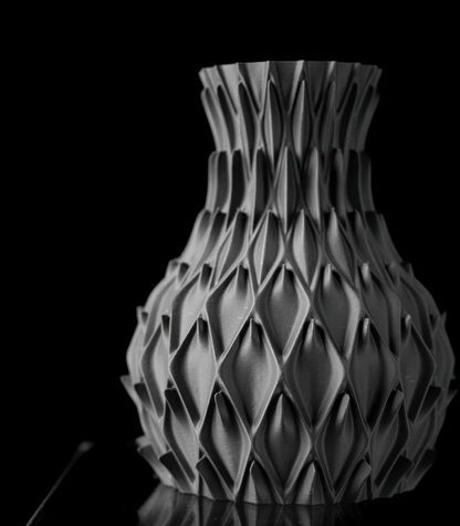 Vase „Petal Flower Vase“ – Ein Hauch von Blütenpoesie