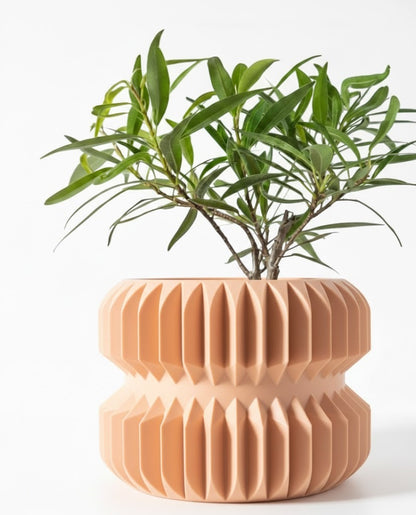 Der Pilas – 3D-Pflanztopf mit markantem Stufenprofil