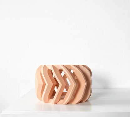 Garni Pflanztopf – Dynamischer 3D-Orchideentopf mit markanter Chevron-Struktur und Belüftungssystem