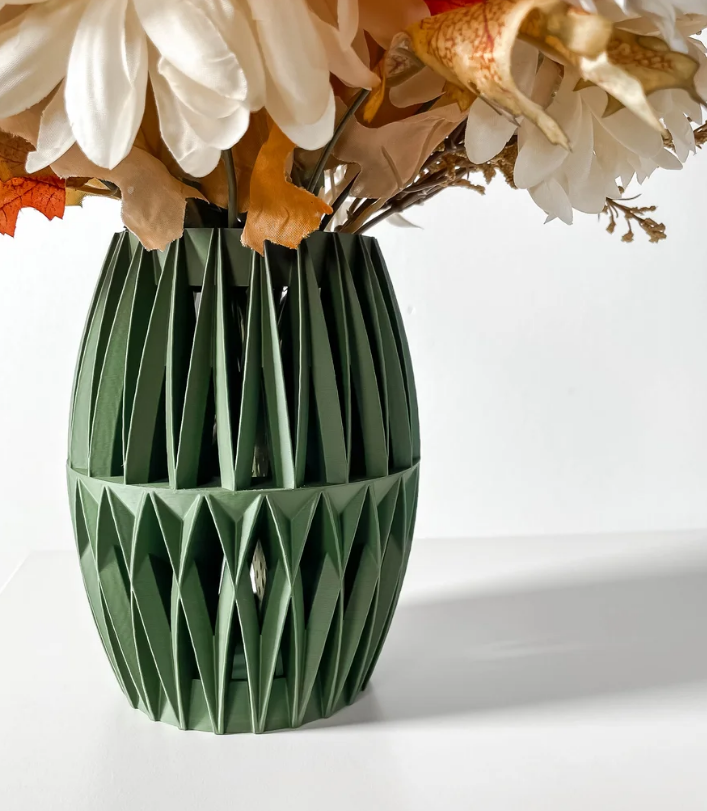 Vase „Reni-Vase“ – Ausdrucksstarke Symmetrie für modernes Wohnen