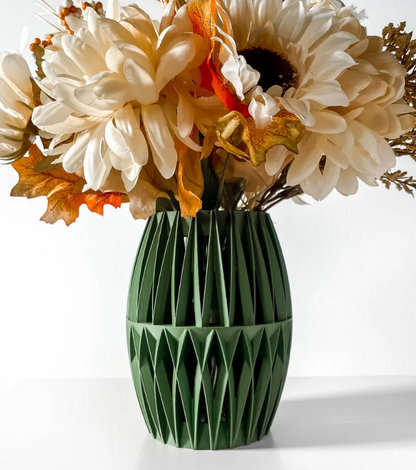 Vase „Reni-Vase“ – Ausdrucksstarke Symmetrie für modernes Wohnen