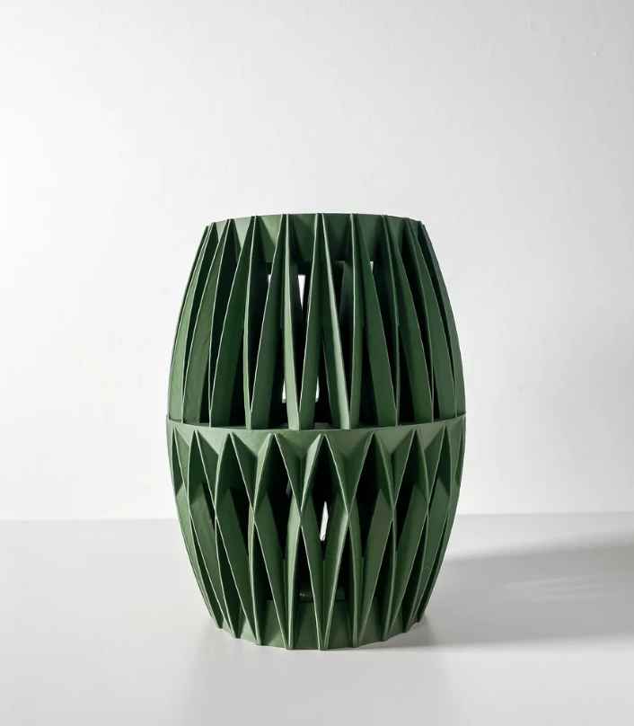 Vase „Reni-Vase“ – Ausdrucksstarke Symmetrie für modernes Wohnen