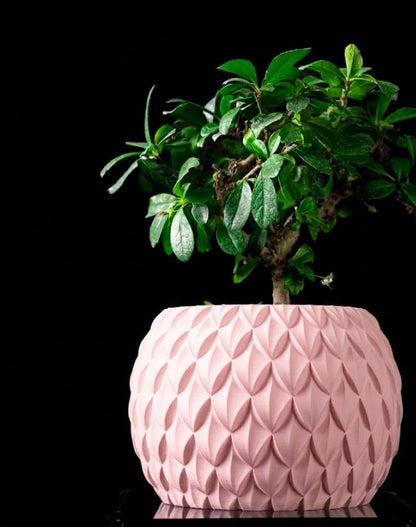 Scale – Der 3D Pflanztopf mit Schuppenstruktur und skulpturaler Eleganz