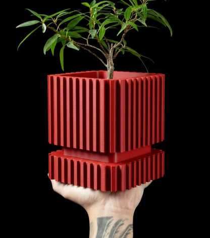 Gestreifter – Der kantige 3D-Pflanztopf mit Charakter