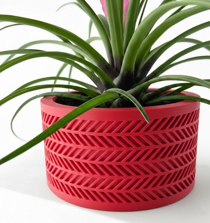 Quen Pflanztopf – Zeitloser 3D-Pflanztopf mit markanter Chevron-Struktur