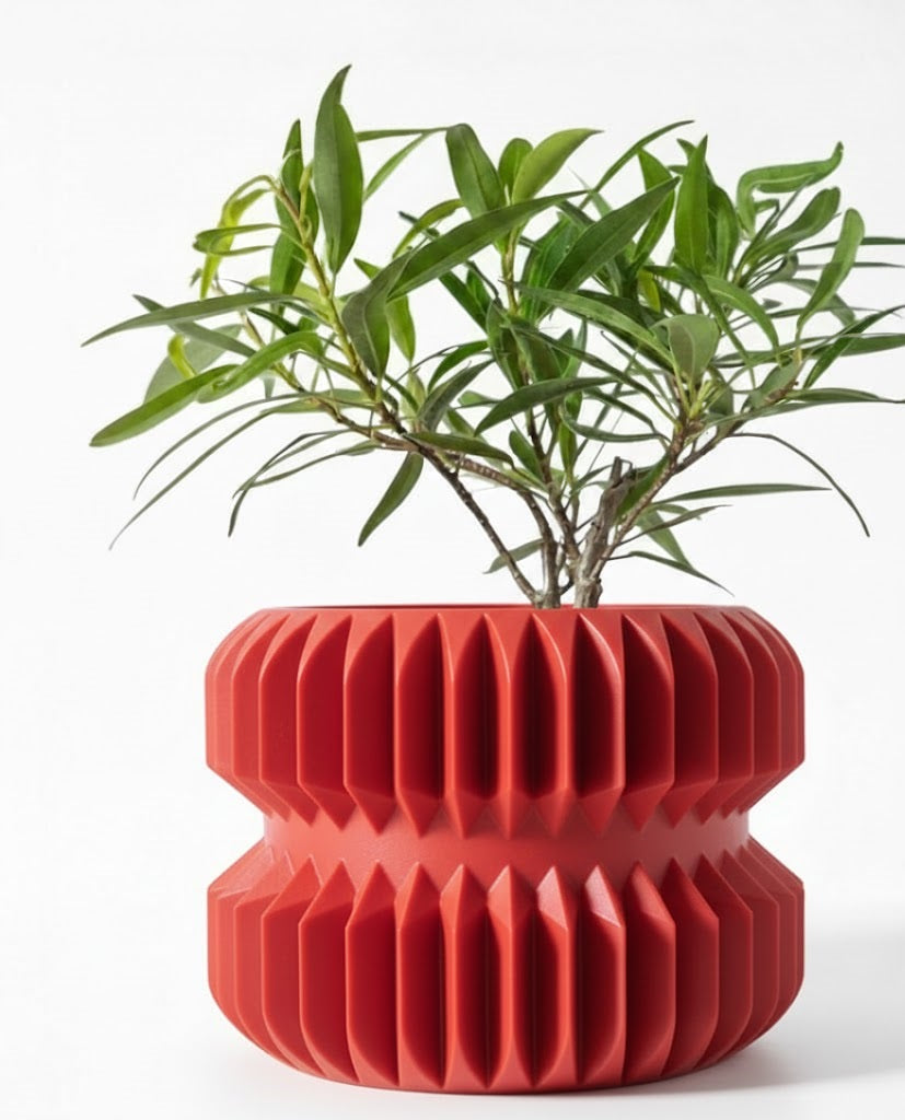 Der Pilas – 3D-Pflanztopf mit markantem Stufenprofil