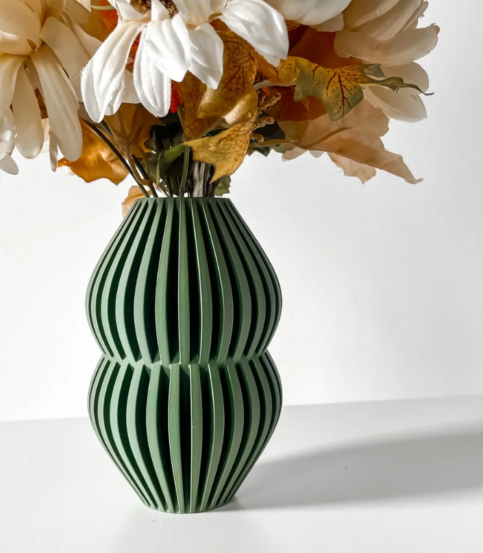 Vase „Rox“ – Symmetrie trifft auf moderne Struktur