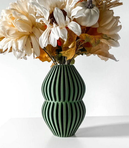 Vase „Rox“ – Symmetrie trifft auf moderne Struktur