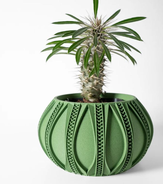 Ryne – 3D-Pflanztopf mit ornamentaler Rillen-Geometrie