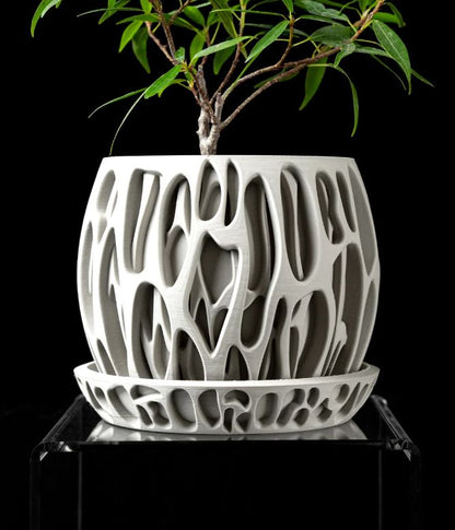 Schleim – Organische 3D-Form in geschlossener Eleganz