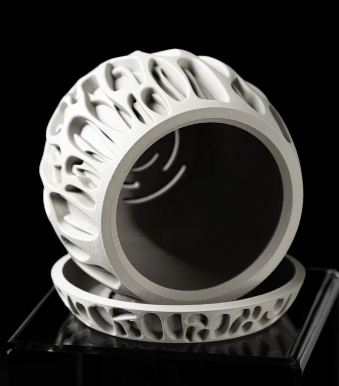 Schleim – Organische 3D-Form in geschlossener Eleganz