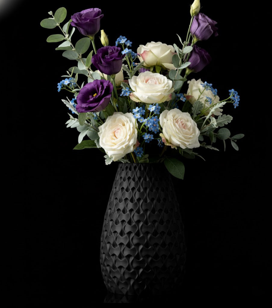 Vase "Inter Flower Vase" – Organische Eleganz