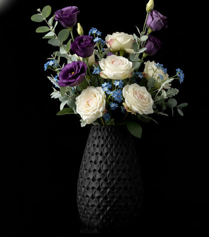 Vase "Inter Flower Vase" – Organische Eleganz