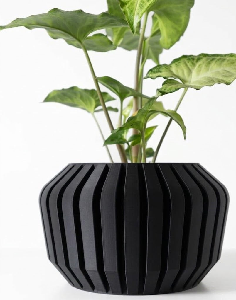 Vaki Pflanztopf – 3D-Faltkunst im Facetten-Look