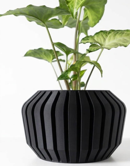 Vaki Pflanztopf – 3D-Faltkunst im Facetten-Look