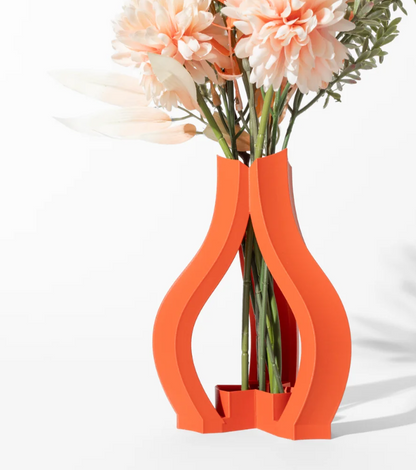 Vase „Triso-Vase“ – Minimalismus in Bewegung
