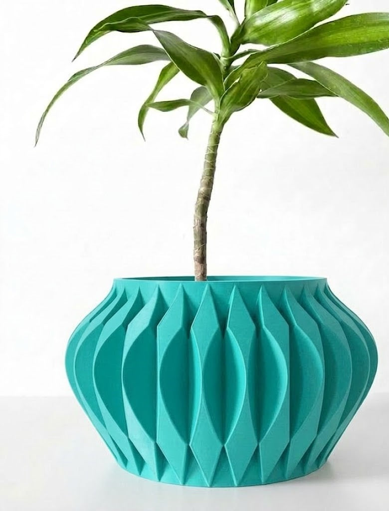 Sevi Pflanztopf – Dreidimensionale Eleganz in floraler Form