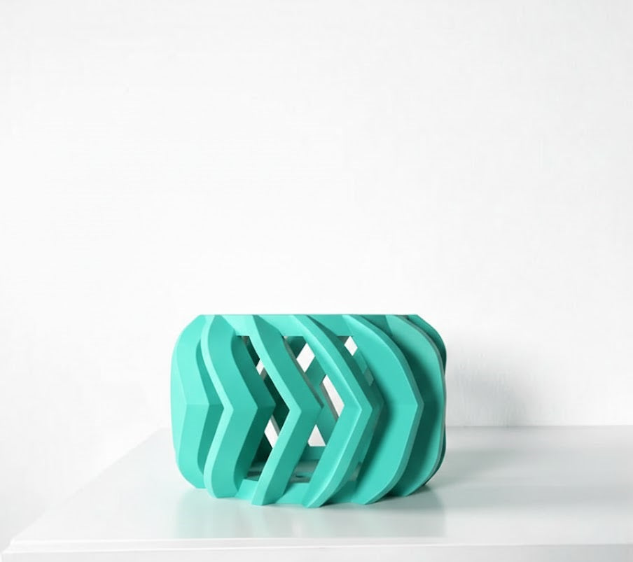 Garni Pflanztopf – Dynamischer 3D-Orchideentopf mit markanter Chevron-Struktur und Belüftungssystem