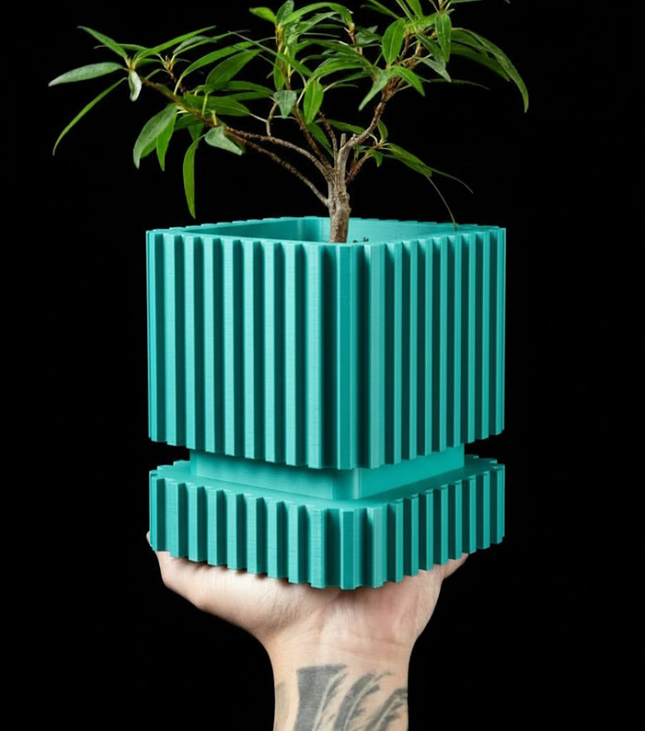 Gestreifter – Der kantige 3D-Pflanztopf mit Charakter