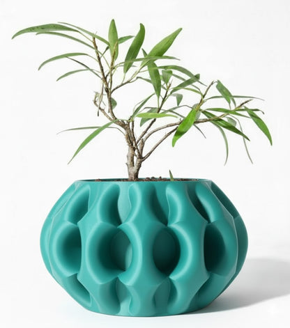 Der Xiomu – Skulpturaler 3D-Pflanztopf mit futuristischer Tiefenstruktur